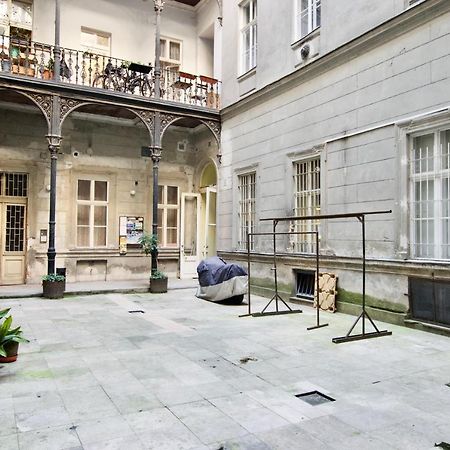 Ecostay Apartment Zoltan Street Budapeszt Zewnętrze zdjęcie