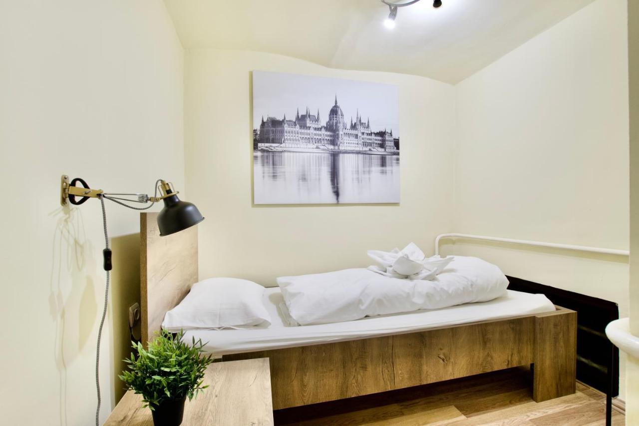 Ecostay Apartment Zoltan Street Budapeszt Zewnętrze zdjęcie